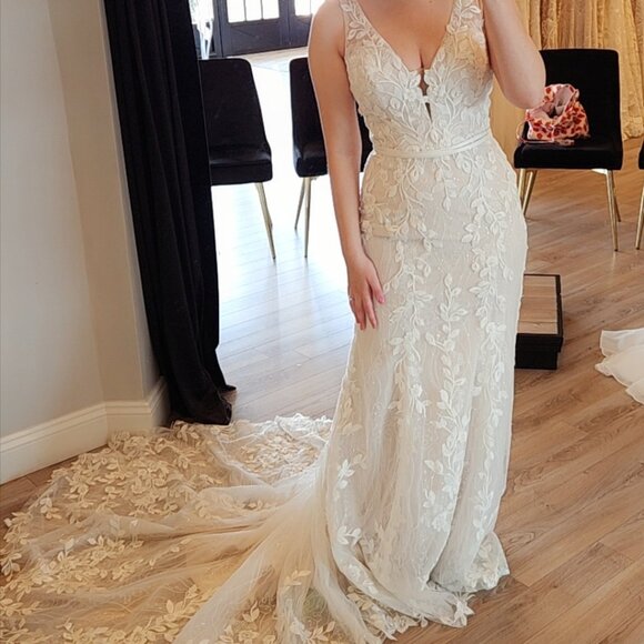 Lace Wedding Dress